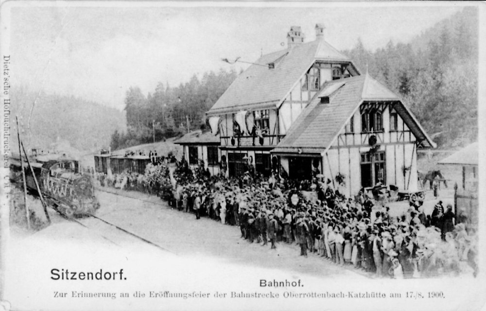 Postkarte zur Streckeneröffnung mit dem Bahnhof Sitzendorf. Foto: Sammlung M. Kurth